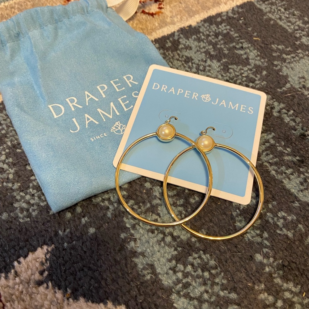 Draper James Gold Pearl Detail Hoop Earrings